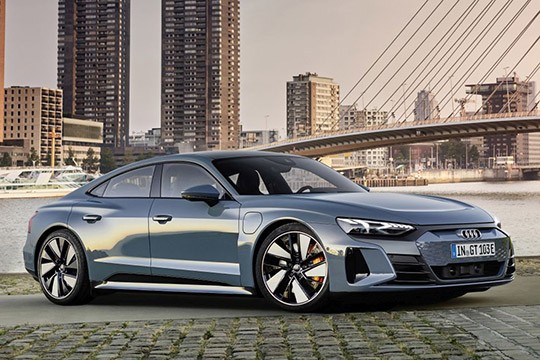 e-tron GT quattro 2021 - Present
