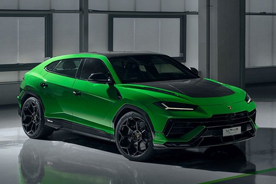 Urus Performante 2022 - Present