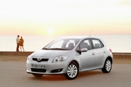 Auris 5 Doors 2006 - 2010